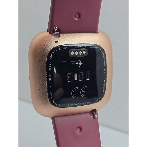 Fitbit Versa 2 Smartwatch Rose Gold 40mm Alexa WR50M Always On Display W/Charger - Picture 10 of 10